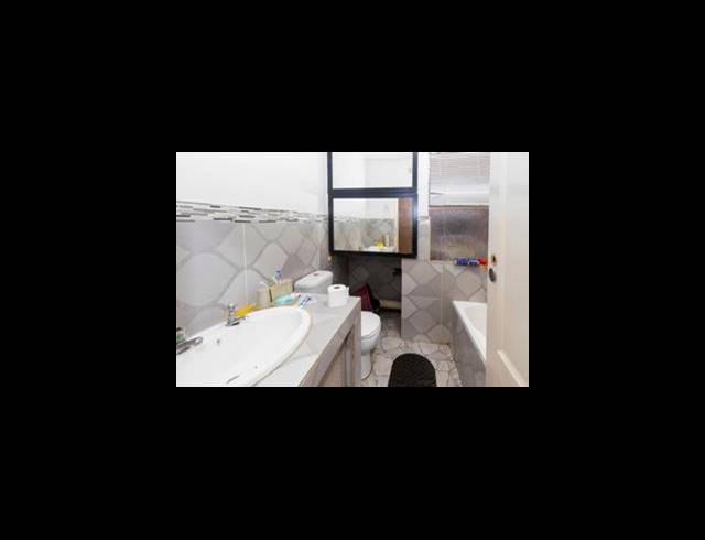 2 BEDROOM APARTMENT FOR SALE IN WINDSOR EAST